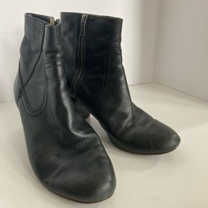Frye Black Leather Stella Short Zip Boot Women’s 8.5